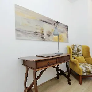 Aventino Contemporary Apartment Rome