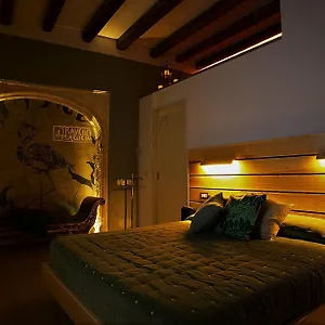 Myo Charming House Holiday home